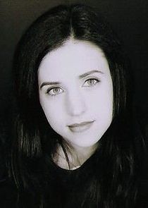 Emily Perkins
as Crystal Braywood
