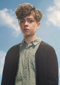 Mikkal Karim Fidler
as Teddy Uris