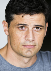 Enver Gjokaj
as Clark Evans
