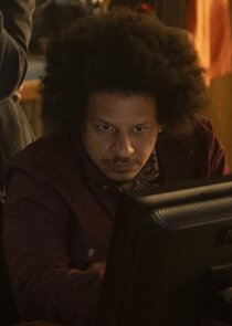 Eric André
as Stuart Clark / Rampage