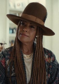 Cree Summer
as Madeline Stanton