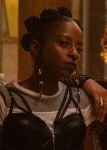 Sonia Denis
as Clown