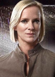 Hermione Norris
as Ros Myers