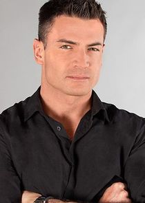 Aiden Turner
as Brad