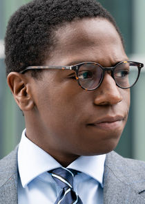 David Jonsson
as Gus Sackey