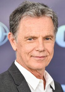 Bruce Greenwood
as Dr. Hume