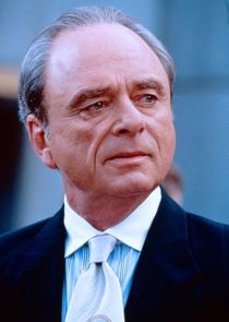 Harris Yulin
as Father LaVie