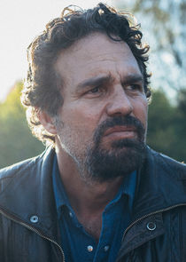 Mark Ruffalo
as Dominick Birdsey
