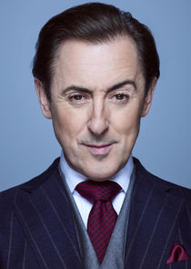 Alan Cumming
as Dr. Dylan Reinhart