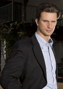 Frederick Weller
as Marshall Mann