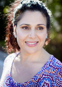 Georgina Naidu
as Shenali