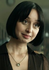 Sofia Hasmik
as Chrissy Beppo