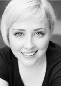 Briallen Clarke
as Amy Duncan