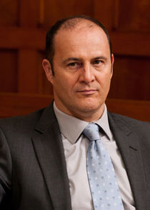 Russell Dykstra
as Lester