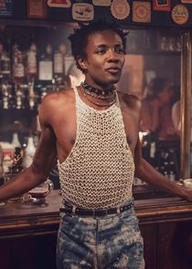 Omari Douglas
as Roscoe Babatunde