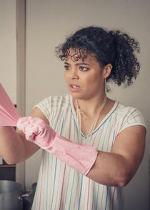 Lydia West
as Jill Baxter