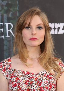 Nell Hudson
as Charlotte Humphreys