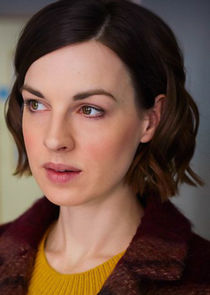 Jessica Raine
as Emily Waters