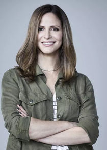 Andrea Savage
as Andrea Warren