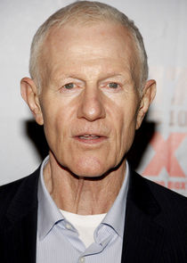 Raymond J. Barry
as Isaac Green