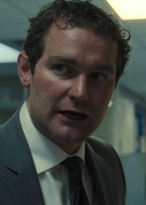 Mark Stanley
as Paulie Barlow