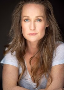 Edwina Wren
as Fiona