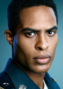 Brandon Bell
as Officer Oren Gault