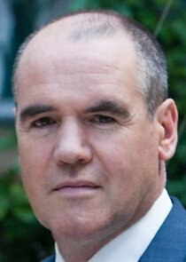 David Herlihy
as Declan McCarthy