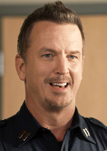 Josh Randall
as Captain Sean Beckett