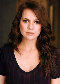 Michala Banas
as Kylie Shorrock