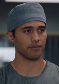 Alex Tarrant
as Dr. Ihaka Cooper