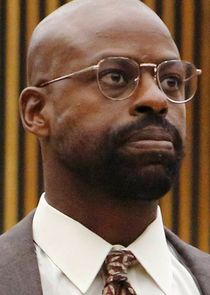 Sterling K. Brown
as Christopher Darden