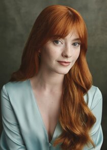 Abigail O'Regan
as Mia Banks