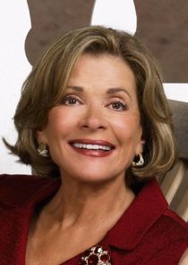 Jessica Walter
as Lucille Bluth