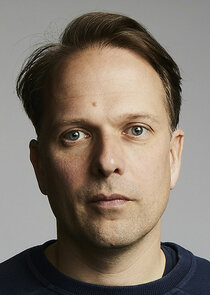 Nicholas Burns
as Mark Gwynne