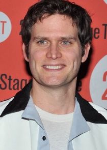 Steven Pasquale
as Detective William Claypool