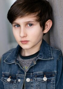 Dashiell McGaha-Schletter
as Simon