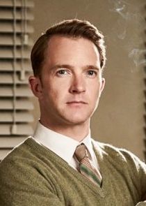 Tim Draxl
as Henry Fox