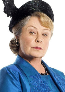 Noni Hazelhurst
as Elizabeth Bligh