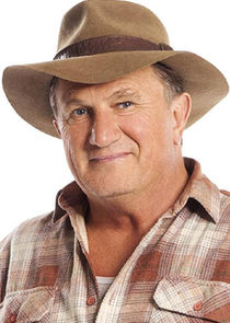 Frankie J. Holden
as Roy Briggs