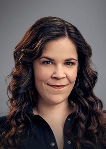 Lindsay Mendez
as Sara Castillo