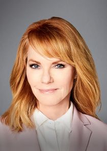 Marg Helgenberger
as Lisa Benner