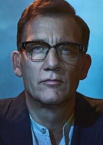 Clive Owen
as Andy Ronson