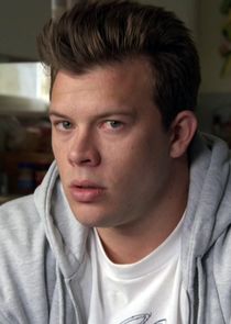Jimmy Tatro
as Dylan Maxwell