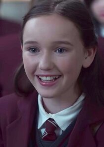 Avi Lake
as Isadora Quagmire