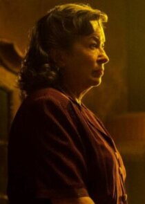 Marion Bailey
as Madame Manec