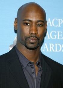 D.B. Woodside
as Malcolm Franks