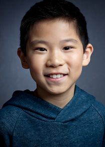 Tristan Byon
as Theo Saville