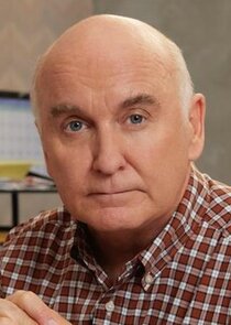 Matt Malloy
as Bob Young