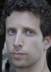 Ben Shenkman
as Louis Ironson